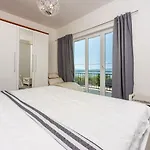 Beeindruckendes Mit Whirlpool, Lounge-liegen, Meerblick, Grill *