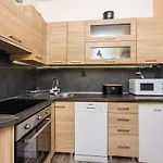 Beeindruckendes Mit Whirlpool, Lounge-liegen, Meerblick, Grill * Dramalj