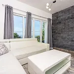 Beeindruckendes Mit Whirlpool, Lounge-liegen, Meerblick, Grill