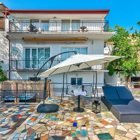 Beeindruckendes Mit Whirlpool, Lounge-liegen, Meerblick, Grill *