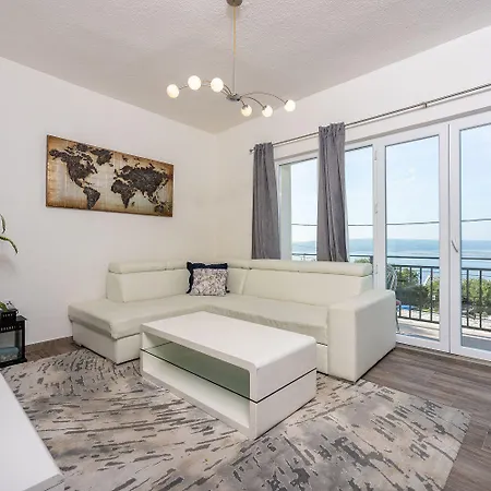 Διαμέρισμα Beeindruckendes Mit Whirlpool, Lounge-liegen, Meerblick, Grill Dramalj